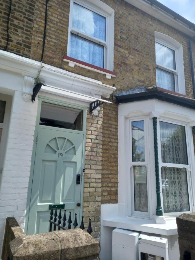 Bubblesbnb- 4 Bedroom House Londra Exterior foto